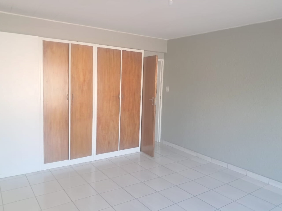 To Let 2 Bedroom Property for Rent in Primrose Gauteng