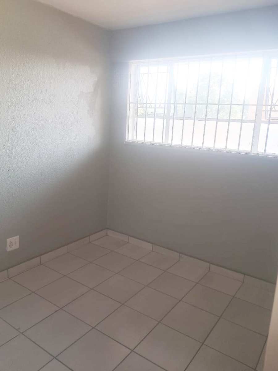 To Let 2 Bedroom Property for Rent in Primrose Gauteng