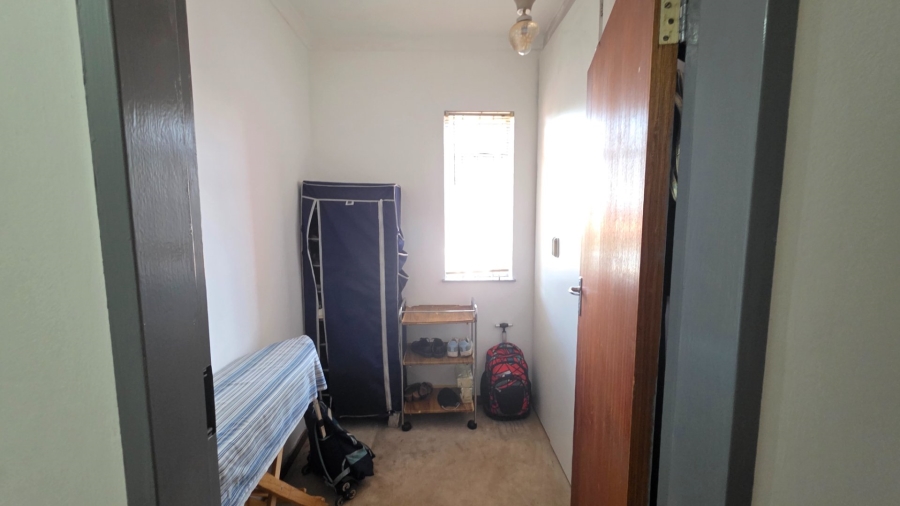 4 Bedroom Property for Sale in Laudium Gauteng