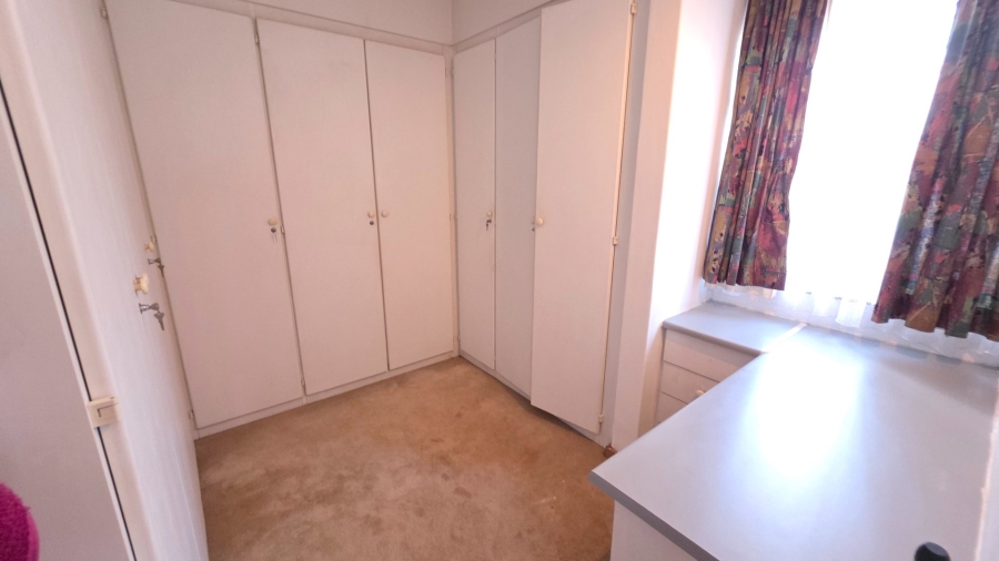 4 Bedroom Property for Sale in Laudium Gauteng