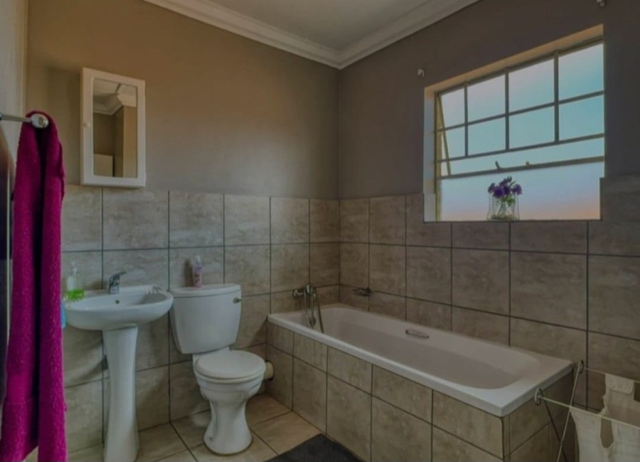 3 Bedroom Property for Sale in Montana Tuine Gauteng