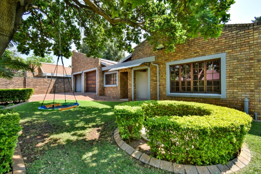 3 Bedroom Property for Sale in Magalieskruin Gauteng