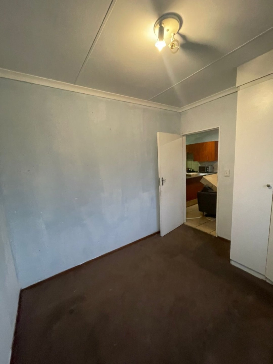 To Let 2 Bedroom Property for Rent in Comet Gauteng