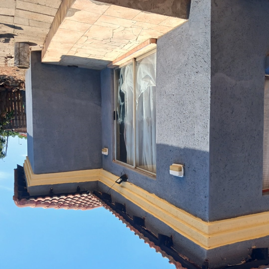 4 Bedroom Property for Sale in Soshanguve South Ext 10 Gauteng