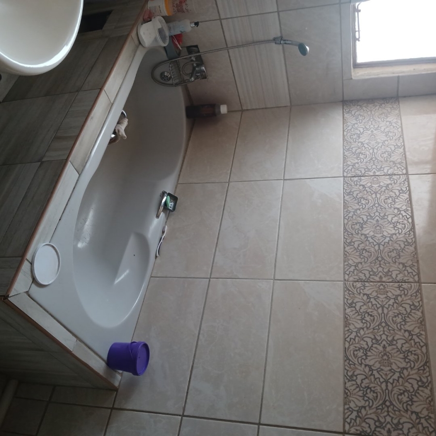 4 Bedroom Property for Sale in Soshanguve South Ext 10 Gauteng
