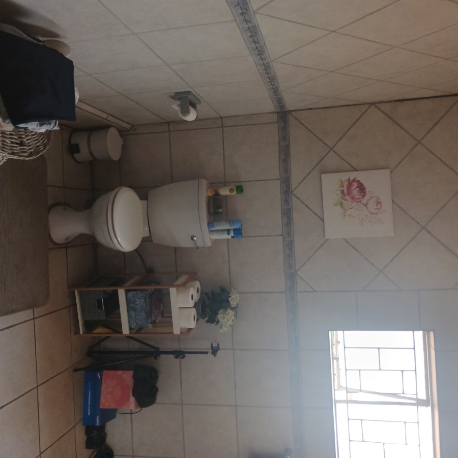 4 Bedroom Property for Sale in Soshanguve South Ext 10 Gauteng