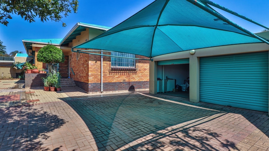  Bedroom Property for Sale in Malvern East Gauteng