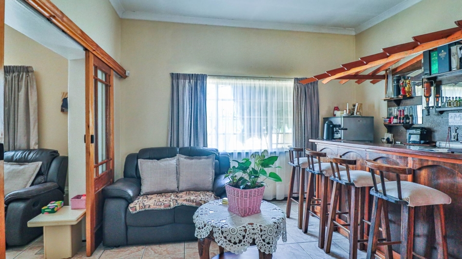  Bedroom Property for Sale in Malvern East Gauteng