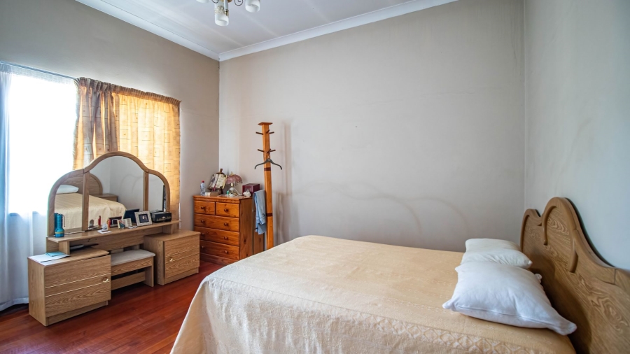  Bedroom Property for Sale in Malvern East Gauteng