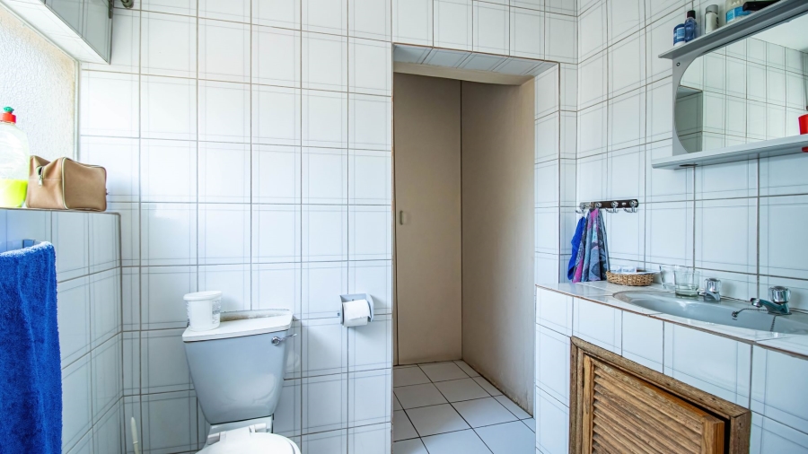  Bedroom Property for Sale in Malvern East Gauteng