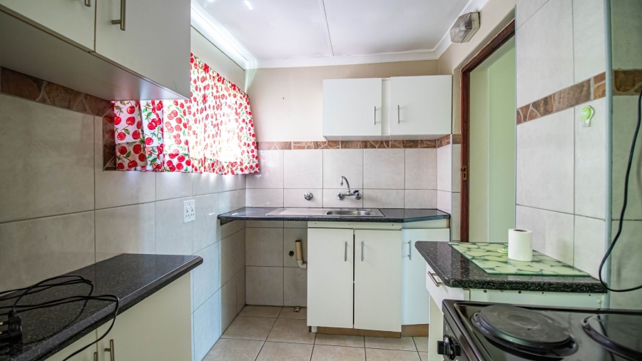  Bedroom Property for Sale in Malvern East Gauteng
