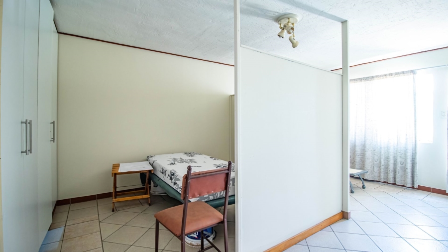  Bedroom Property for Sale in Malvern East Gauteng