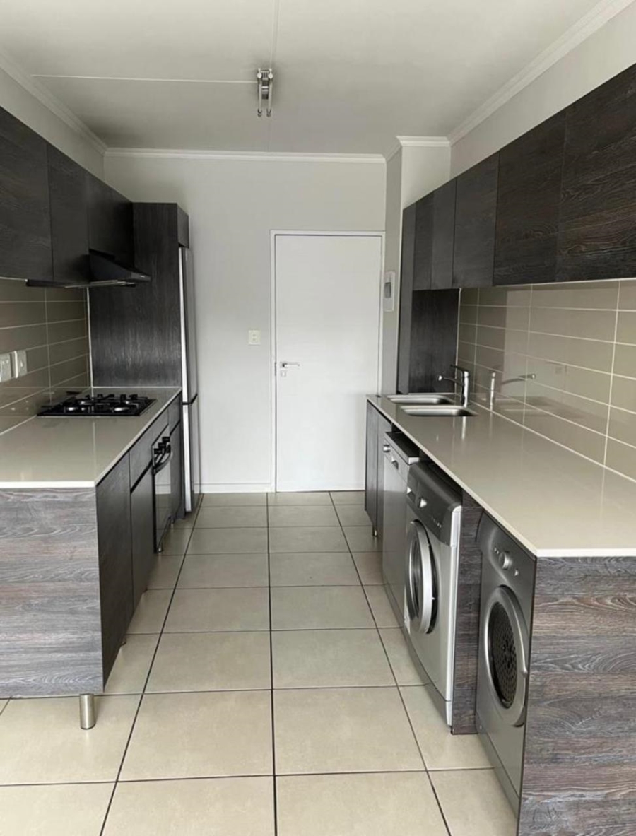 To Let  Bedroom Property for Rent in Olivedale Gauteng