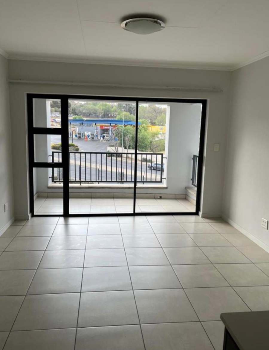 To Let  Bedroom Property for Rent in Olivedale Gauteng