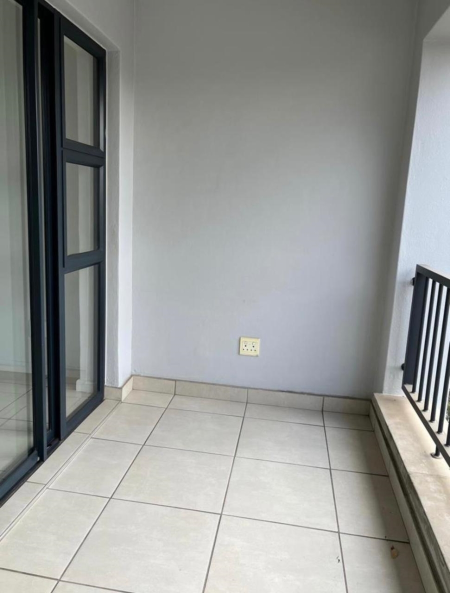 To Let  Bedroom Property for Rent in Olivedale Gauteng