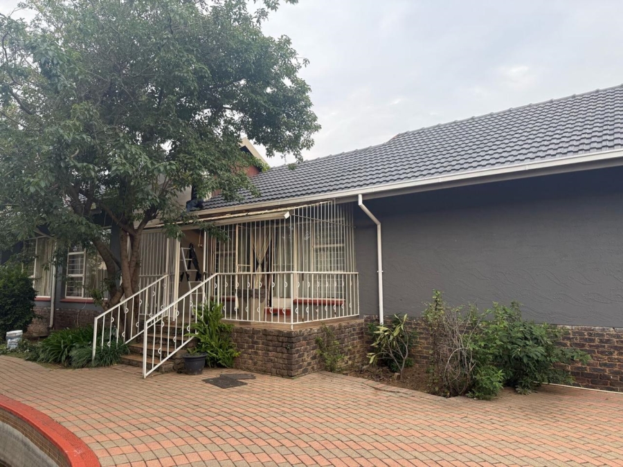 4 Bedroom Property for Sale in Norkem Park Gauteng