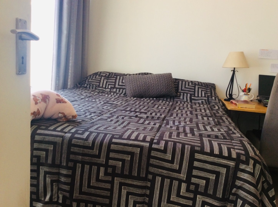 2 Bedroom Property for Sale in New Redruth Gauteng
