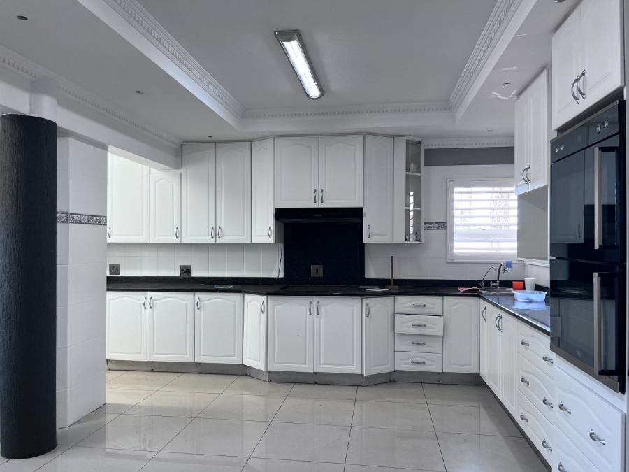 5 Bedroom Property for Sale in Vanderbijlpark SW 5 Gauteng