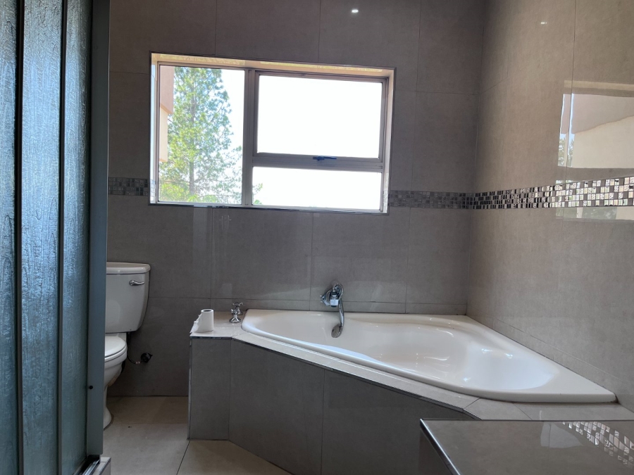 5 Bedroom Property for Sale in Vanderbijlpark SW 5 Gauteng