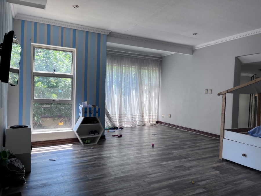 5 Bedroom Property for Sale in Vanderbijlpark SW 5 Gauteng