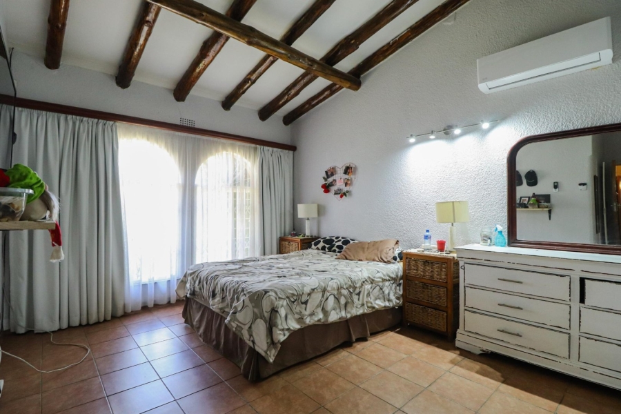 3 Bedroom Property for Sale in Bonaero Park Gauteng