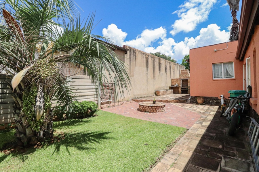 3 Bedroom Property for Sale in Bonaero Park Gauteng