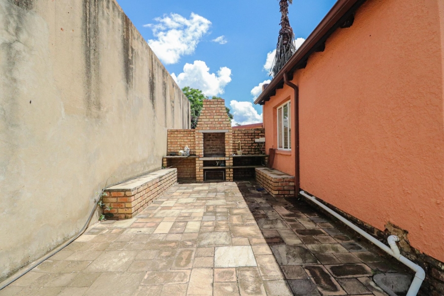 3 Bedroom Property for Sale in Bonaero Park Gauteng