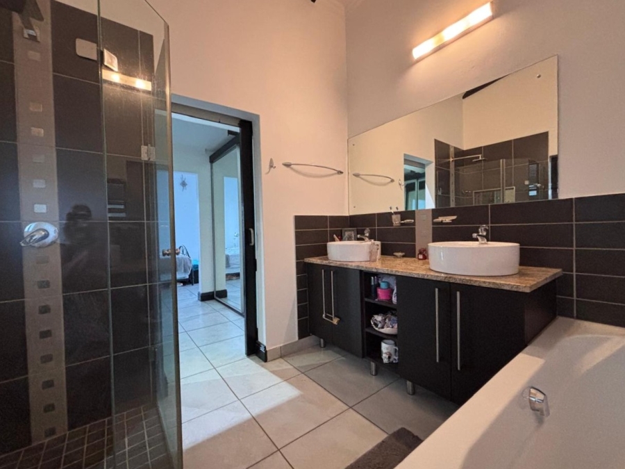 4 Bedroom Property for Sale in Midstream Estate Gauteng