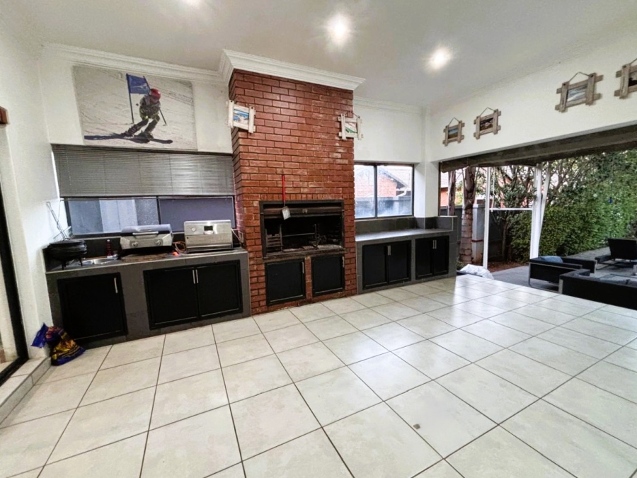 4 Bedroom Property for Sale in Midstream Estate Gauteng