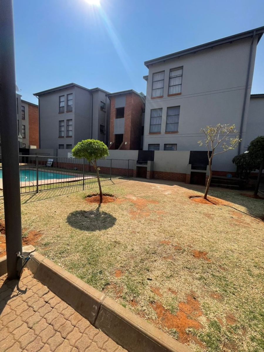 To Let 2 Bedroom Property for Rent in Jansenpark Gauteng