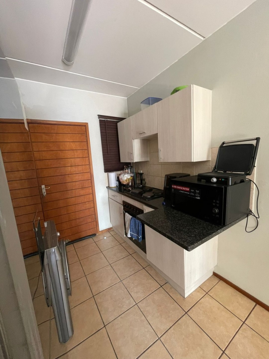 To Let 2 Bedroom Property for Rent in Jansenpark Gauteng