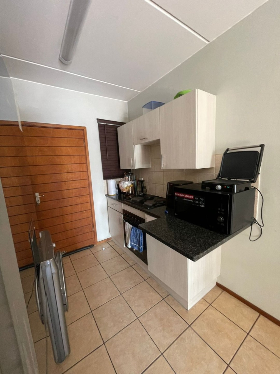 To Let 2 Bedroom Property for Rent in Jansenpark Gauteng