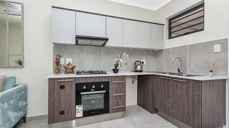 1 Bedroom Property for Sale in North Riding Gauteng