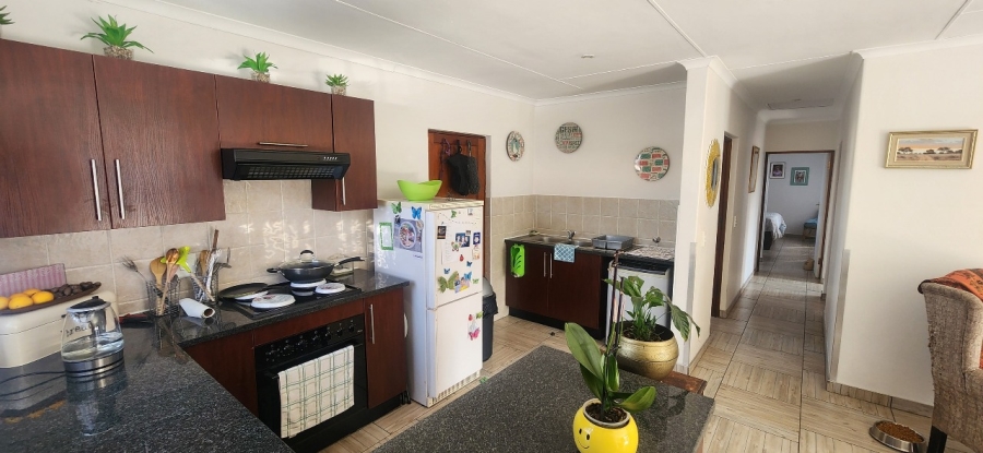 3 Bedroom Property for Sale in Kosmosdal Gauteng