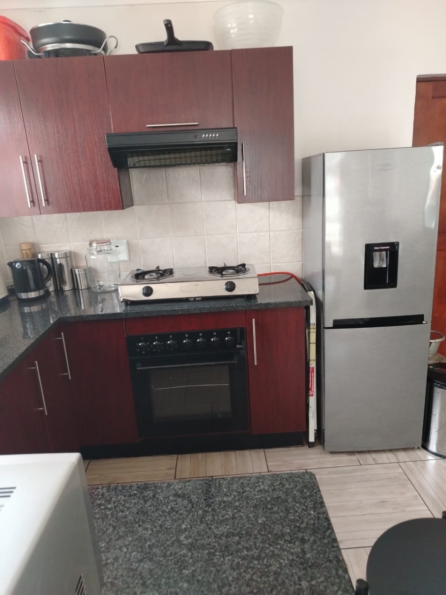 3 Bedroom Property for Sale in Kosmosdal Gauteng