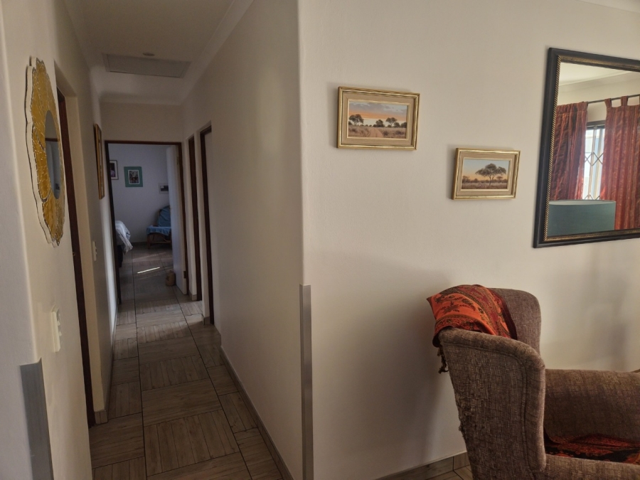 3 Bedroom Property for Sale in Kosmosdal Gauteng
