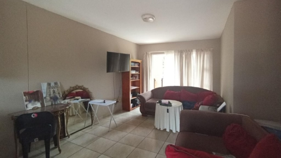 2 Bedroom Property for Sale in Annlin-wes Gauteng