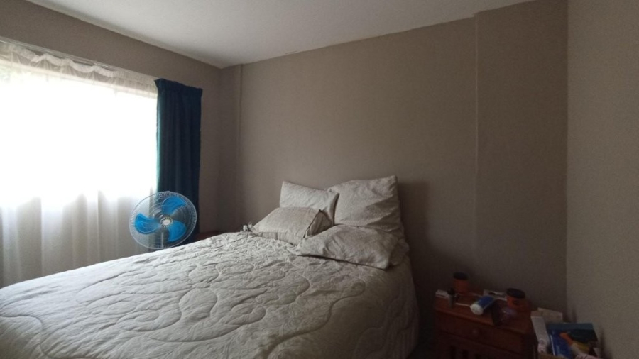 2 Bedroom Property for Sale in Annlin-wes Gauteng