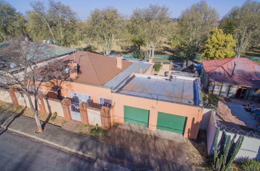 4 Bedroom Property for Sale in Observatory Gauteng