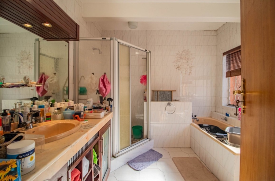 4 Bedroom Property for Sale in Observatory Gauteng