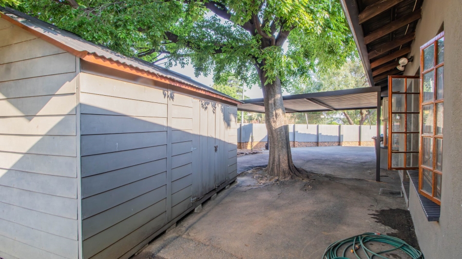 4 Bedroom Property for Sale in Bonaero Park Gauteng