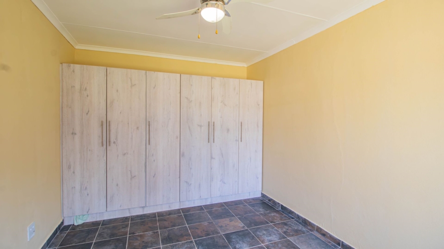 4 Bedroom Property for Sale in Bonaero Park Gauteng