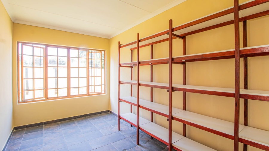 4 Bedroom Property for Sale in Bonaero Park Gauteng