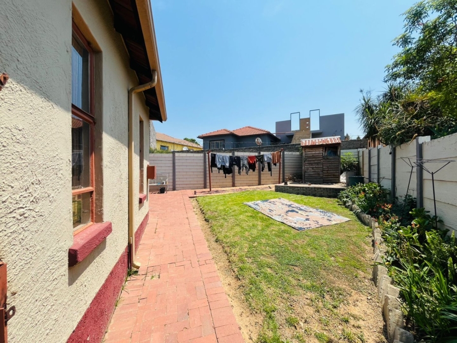 5 Bedroom Property for Sale in Cosmo City Gauteng