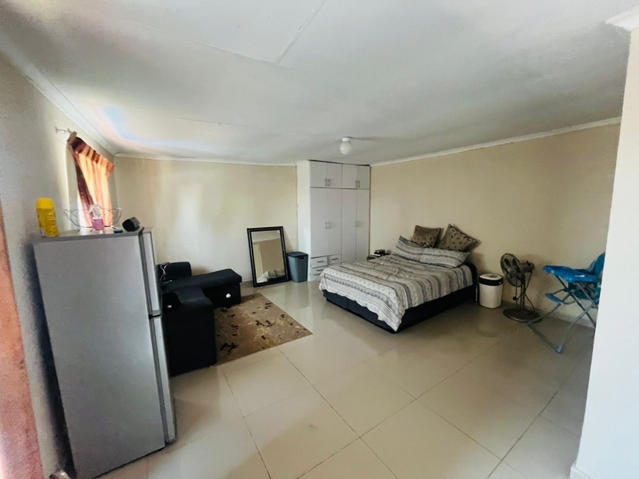 5 Bedroom Property for Sale in Cosmo City Gauteng