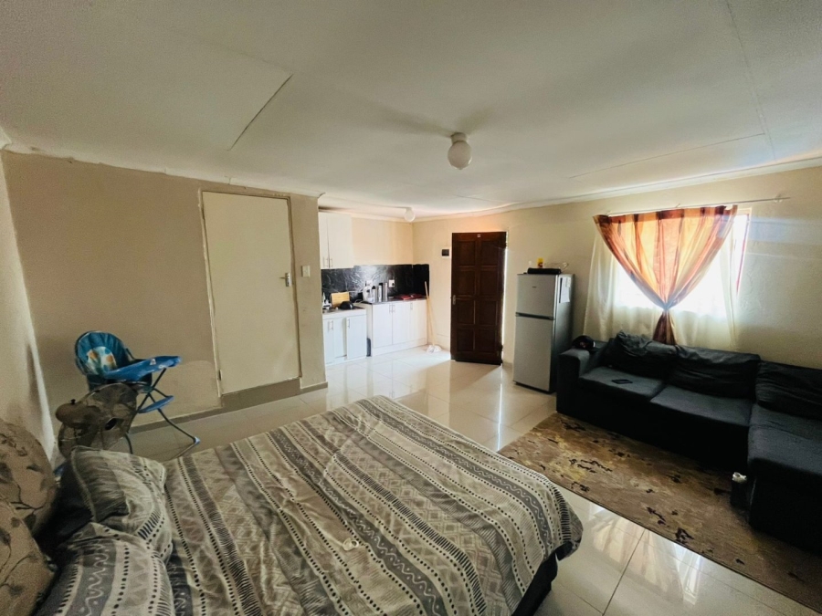 5 Bedroom Property for Sale in Cosmo City Gauteng