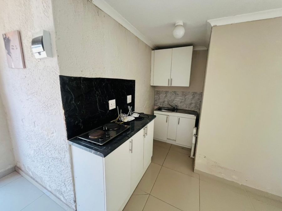 5 Bedroom Property for Sale in Cosmo City Gauteng
