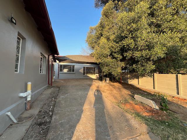 To Let 3 Bedroom Property for Rent in Ferndale Gauteng