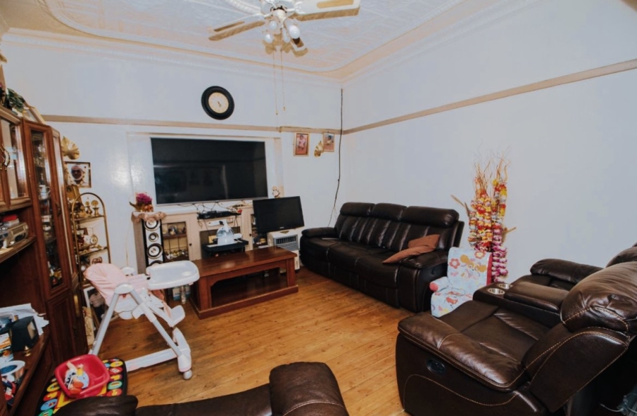 4 Bedroom Property for Sale in Bezuidenhout Valley Gauteng