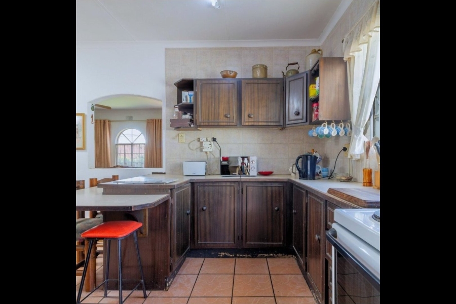 3 Bedroom Property for Sale in Brackendowns Gauteng